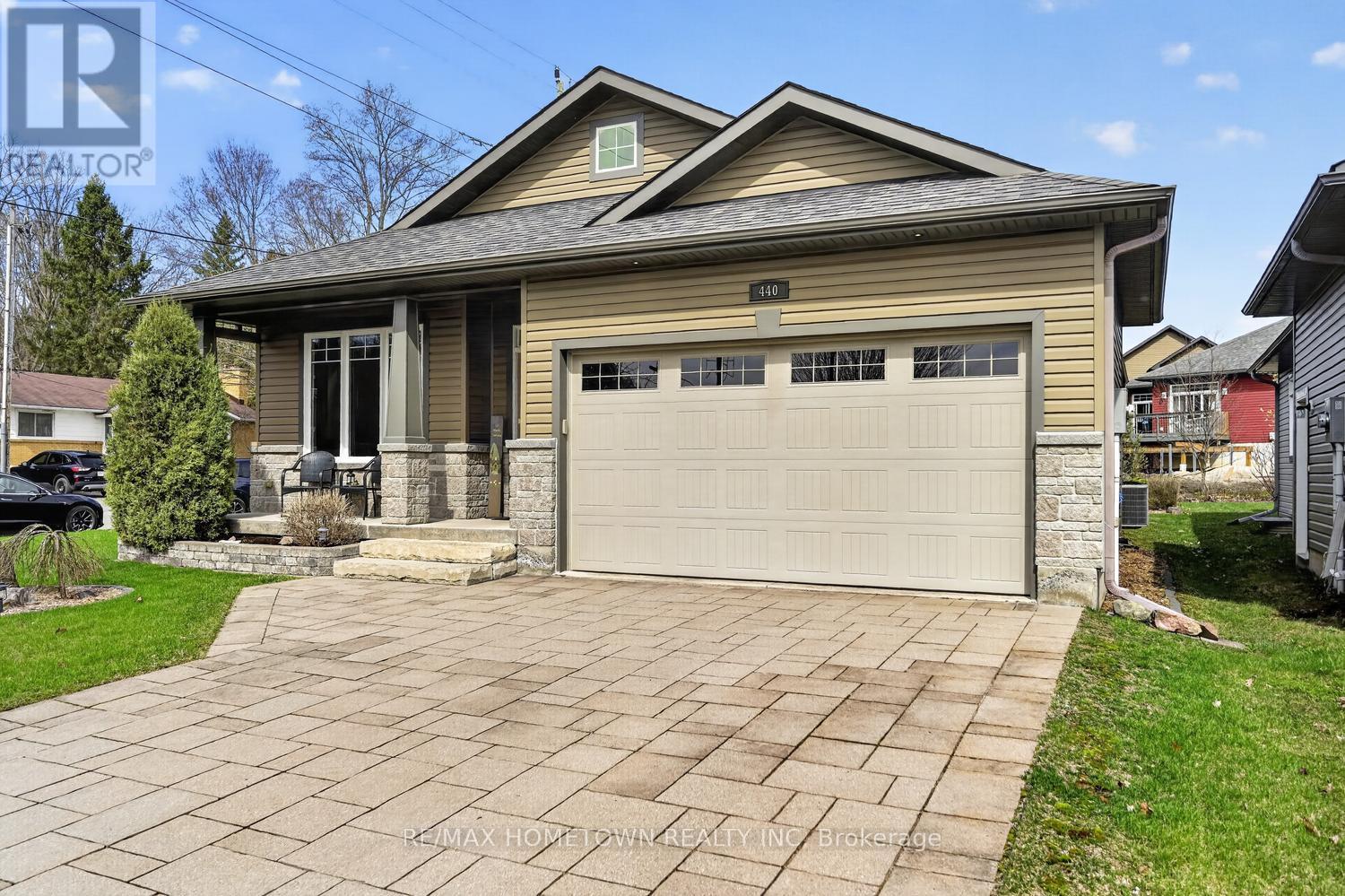 440 Brock Street, Brockville, Ontario  K6V 7H9 - Photo 2 - X13020946