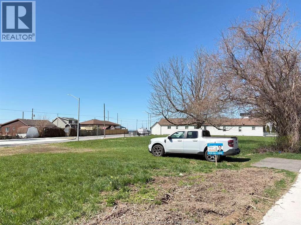 26 Robson Road, Leamington, Ontario  N8H 2M9 - Photo 3 - 26008634