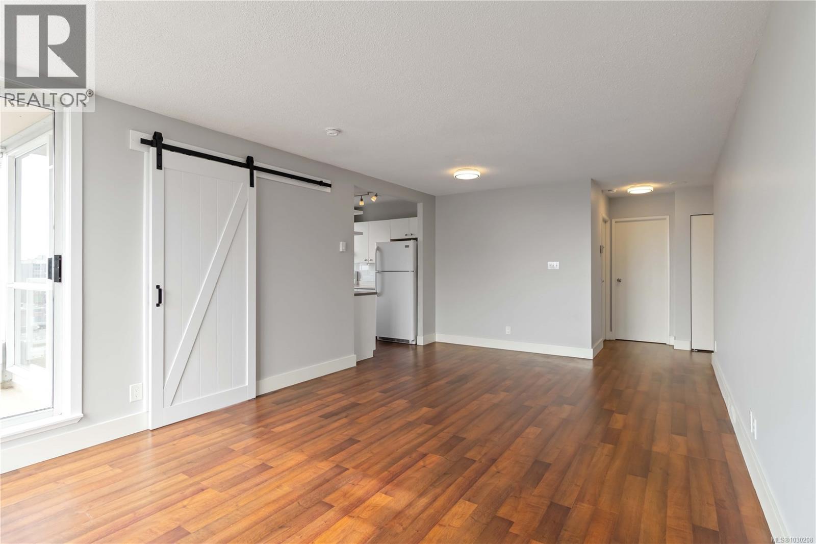 1012 835 View St, Victoria, British Columbia  V8W 3W8 - Photo 8 - 1030208