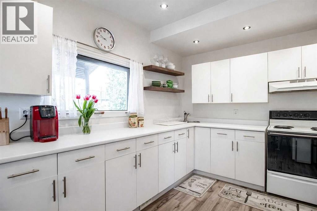 5120 53 Avenue, Ponoka, Alberta  T4J 1H1 - Photo 5 - A2285140