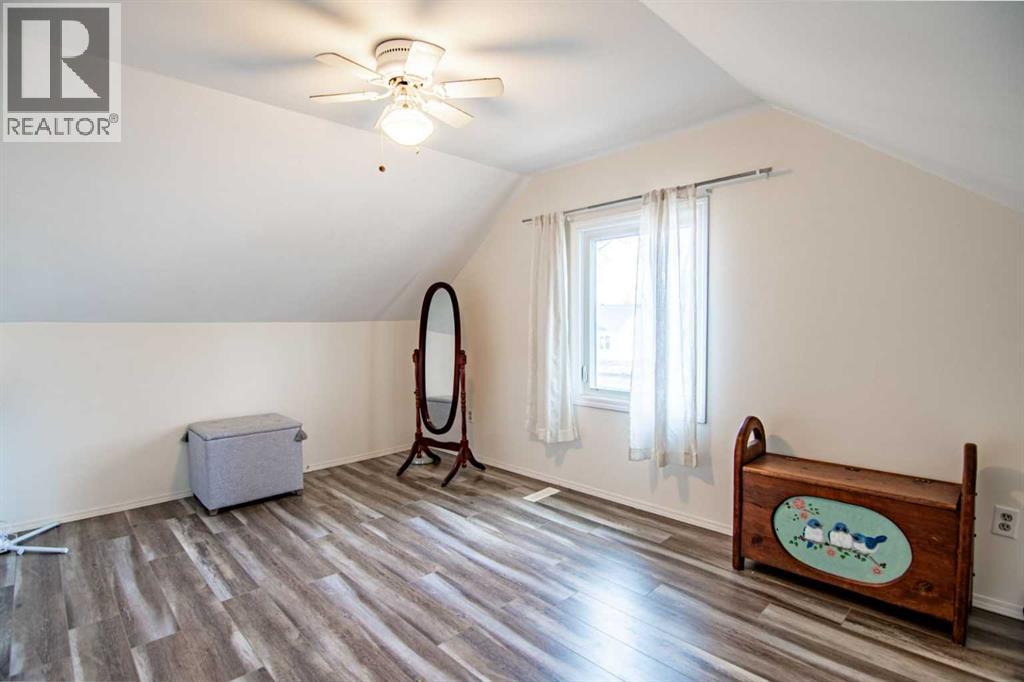 5120 53 Avenue, Ponoka, Alberta  T4J 1H1 - Photo 11 - A2285140