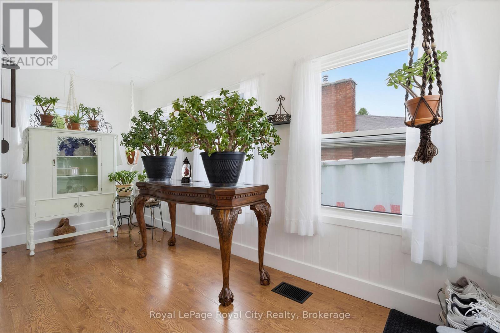 513 Speedvale Avenue E, Guelph (Victoria North), Ontario  N1E 1P5 - Photo 7 - X13020798