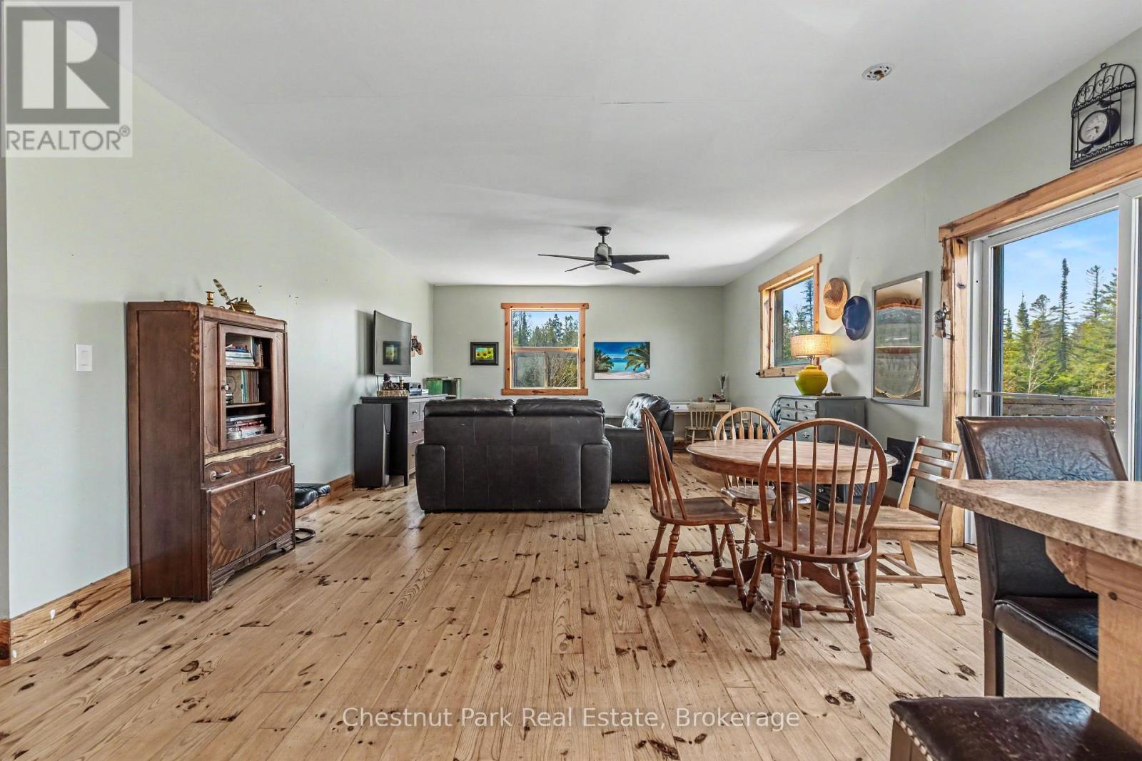 1137 Sunset Drive, South Bruce Peninsula, Ontario  N0H 2T0 - Photo 18 - X13020958