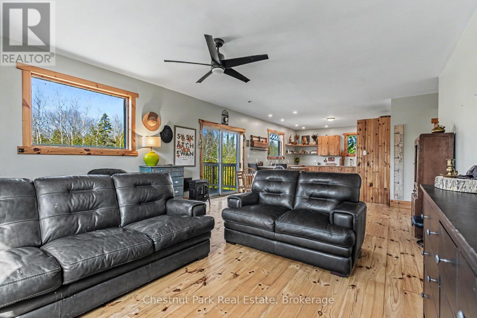 1137 Sunset Drive, South Bruce Peninsula, Ontario  N0H 2T0 - Photo 20 - X13020958