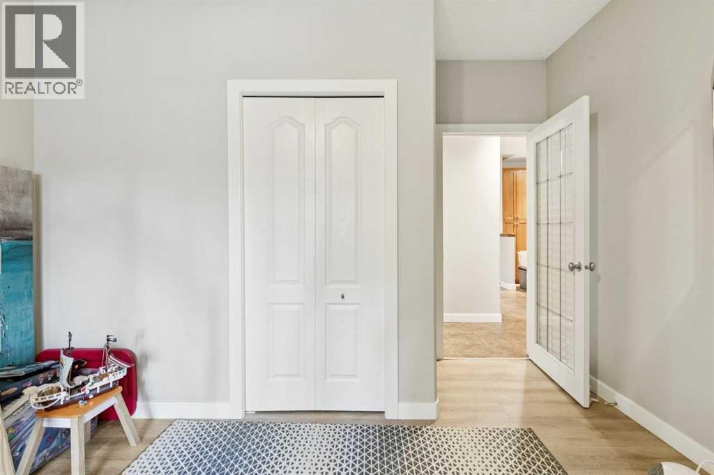 211, 10 Discovery Ridge Close SW, Calgary, Alberta  T3H 5X3 - Photo 21 - A2294826