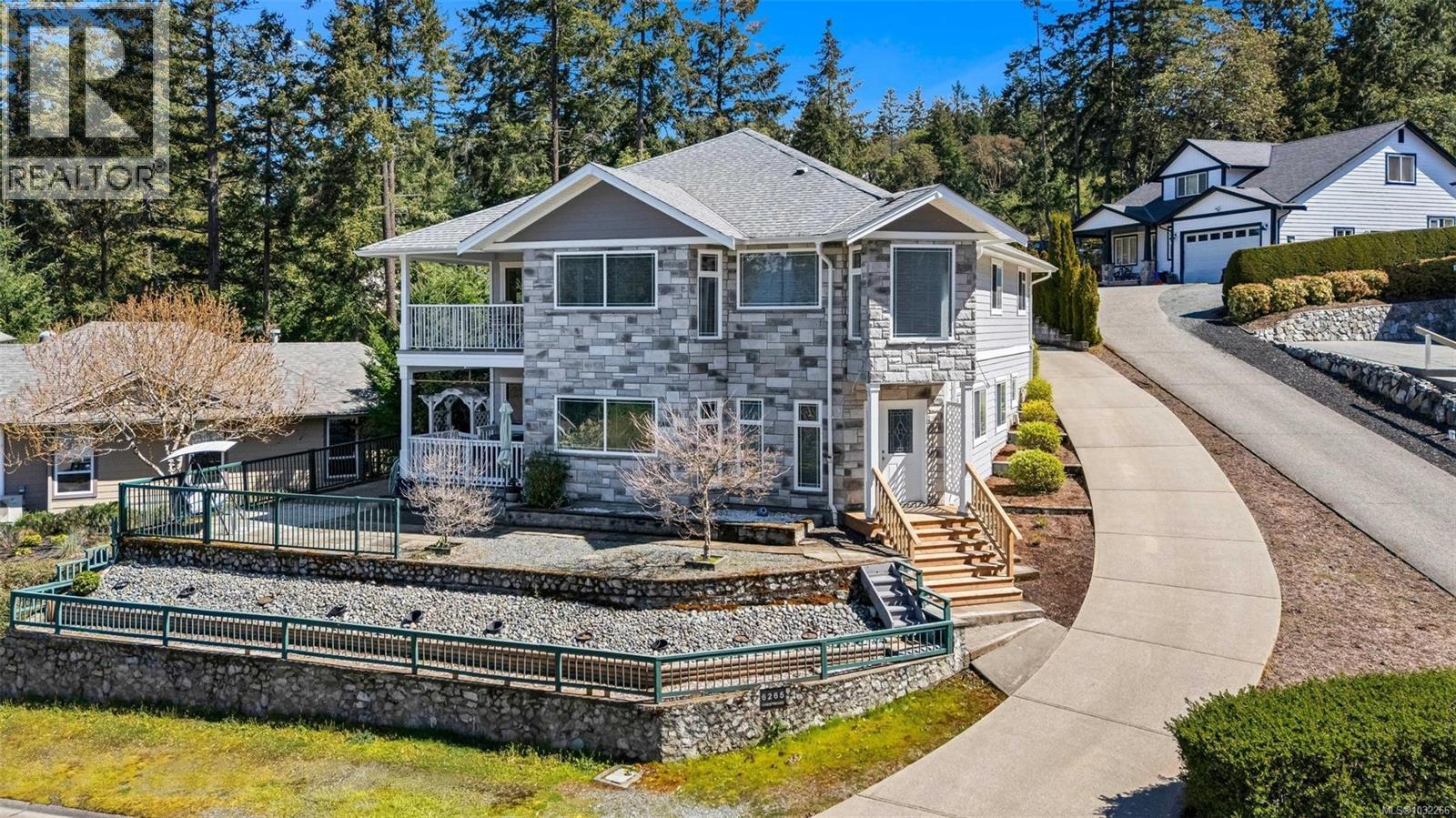 6265 Crestwood Dr, Duncan, British Columbia