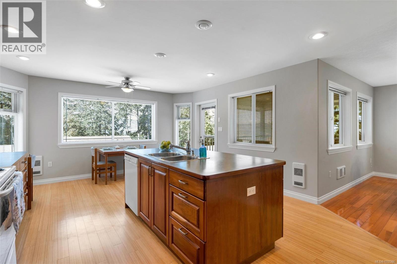 6265 Crestwood Dr, Duncan, British Columbia  V9L 6Z1 - Photo 10 - 1032266