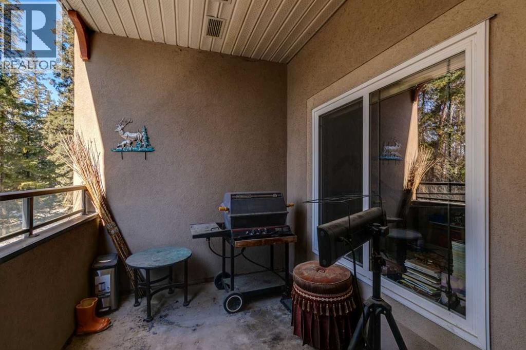 211, 10 Discovery Ridge Close SW, Calgary, Alberta  T3H 5X3 - Photo 25 - A2294826