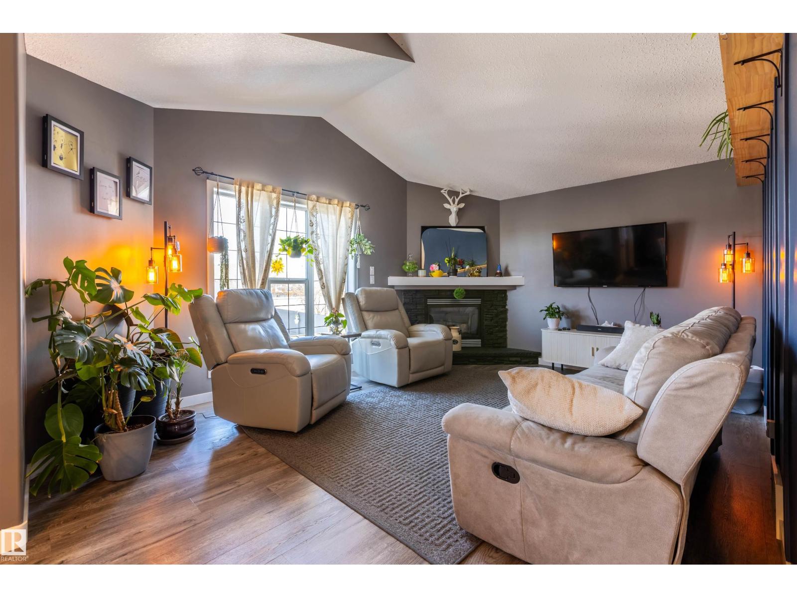 9719 87 St, Morinville, Alberta  T8R 1V2 - Photo 14 - E4483228