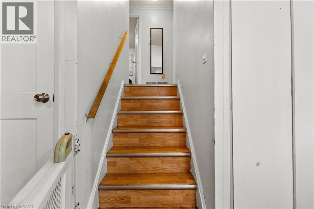 566 Greenhill Avenue, Hamilton, Ontario  L8K 5E8 - Photo 14 - 40822447