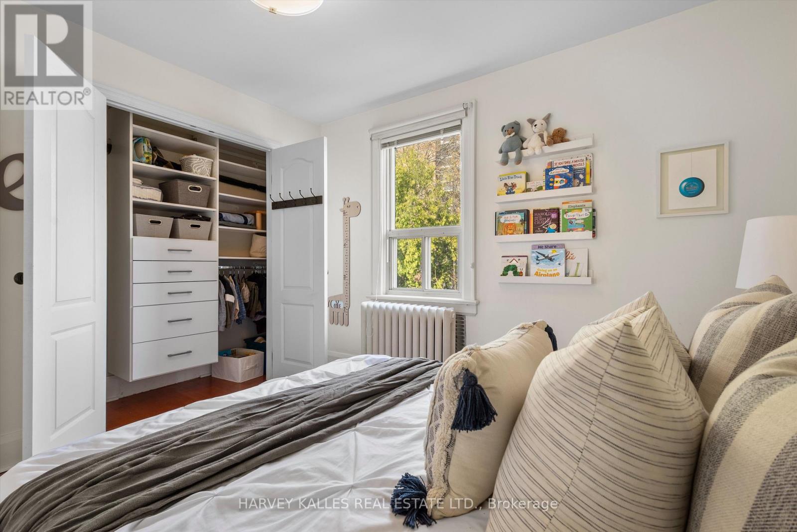 55 Kenwood Avenue, Toronto, Ontario  M6C 2S1 - Photo 24 - C13020794