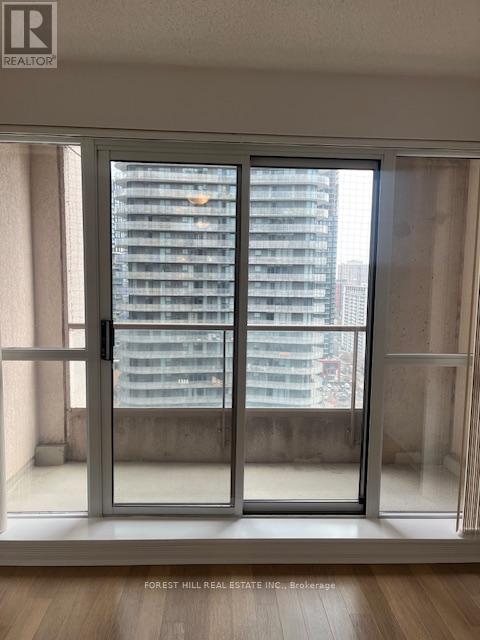 2308 - 925 Bay Street, Toronto, Ontario  M5S 3L4 - Photo 16 - C13020796