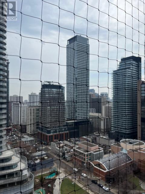 2308 - 925 Bay Street, Toronto, Ontario  M5S 3L4 - Photo 21 - C13020796