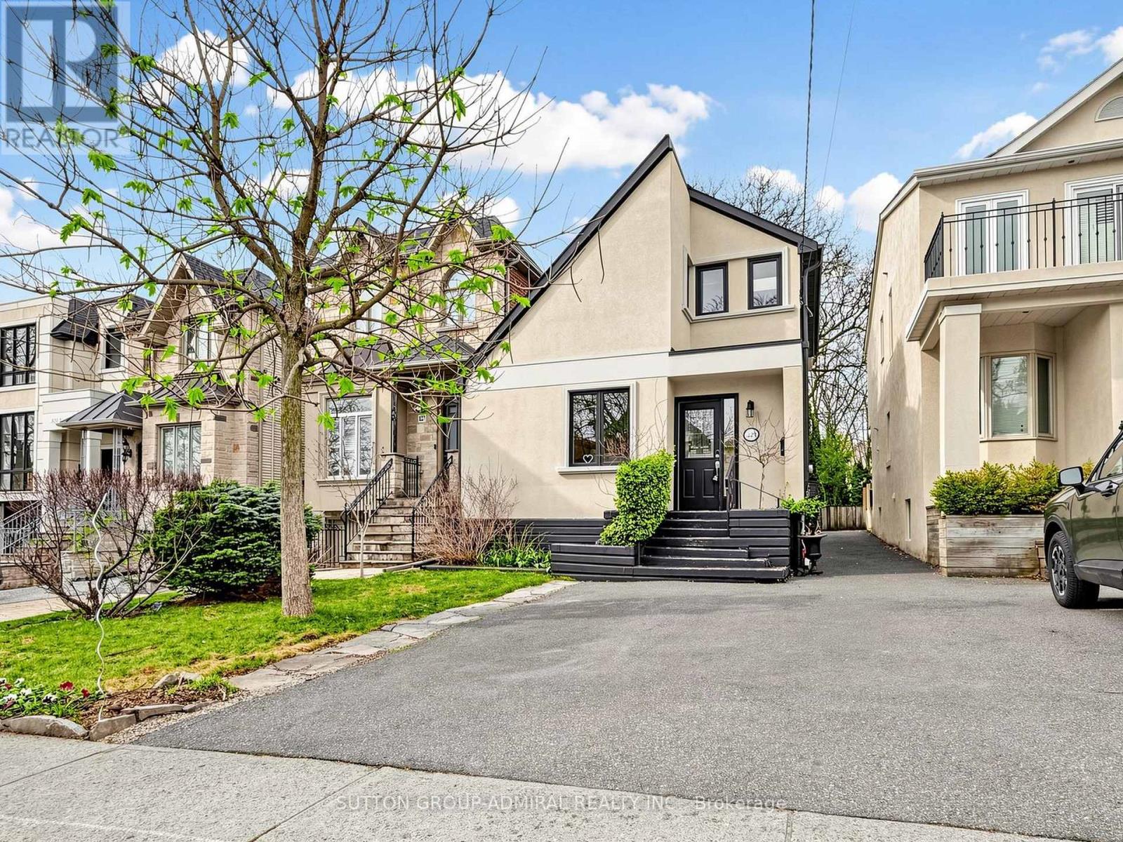 329 MELROSE AVENUE, Toronto, Ontario