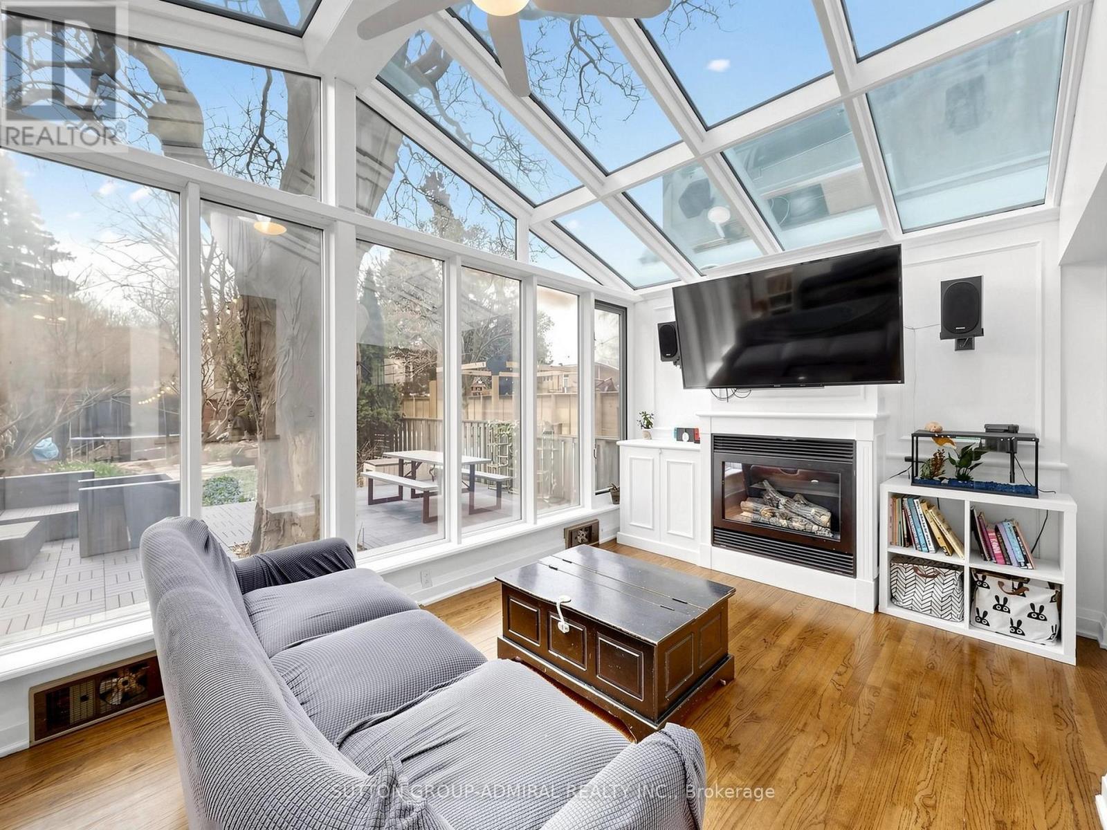 329 Melrose Avenue, Toronto, Ontario  M5M 1Z5 - Photo 10 - C13020812