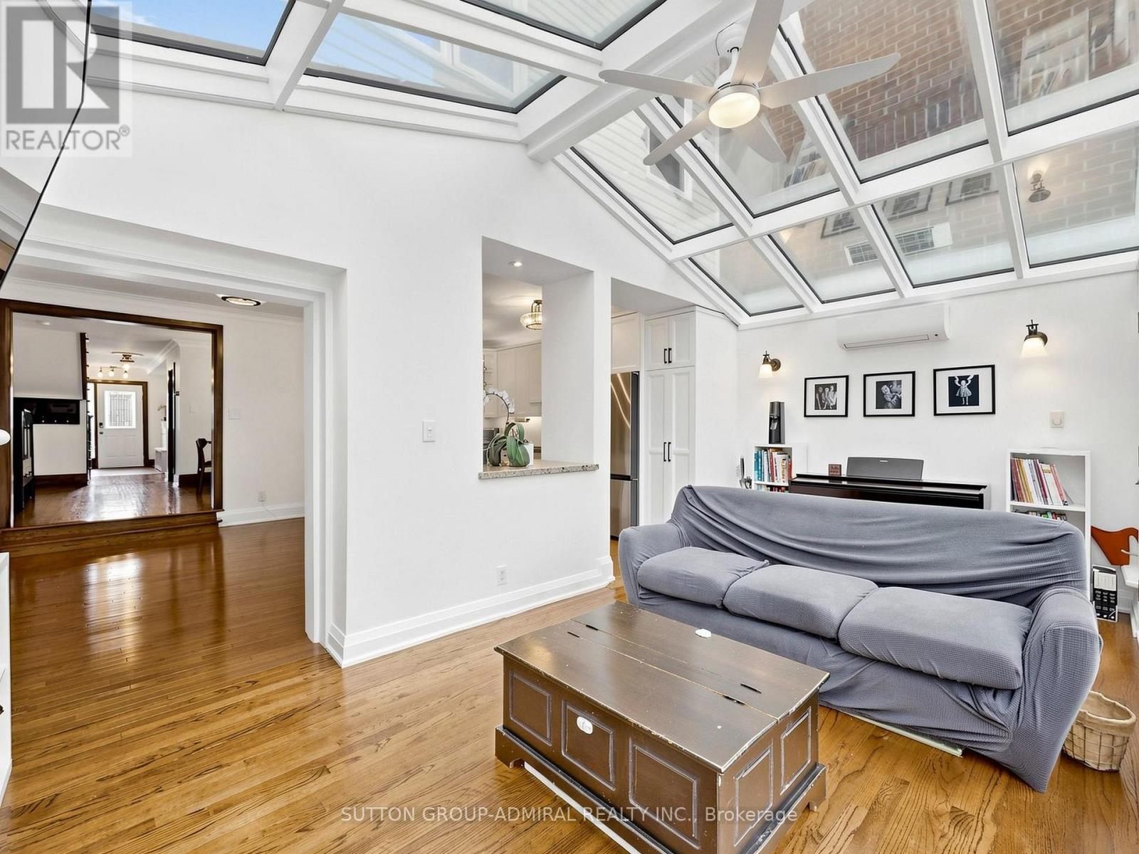 329 Melrose Avenue, Toronto, Ontario  M5M 1Z5 - Photo 11 - C13020812