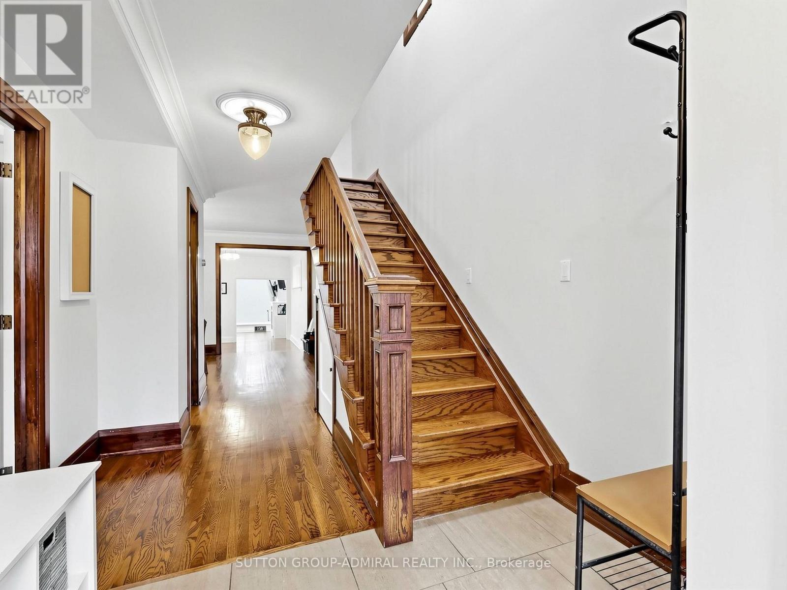 329 Melrose Avenue, Toronto, Ontario  M5M 1Z5 - Photo 4 - C13020812