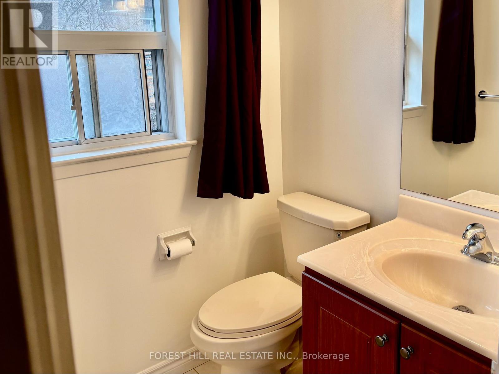 86 Village Greenway, Toronto, Ontario  M2J 1K8 - Photo 12 - C13020816