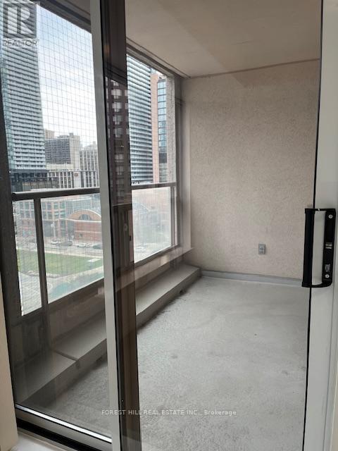 808 - 925 Bay Street, Toronto, Ontario  M5S 3L4 - Photo 17 - C13020856