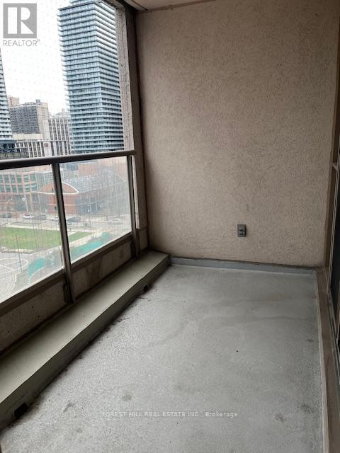 808 - 925 Bay Street, Toronto, Ontario  M5S 3L4 - Photo 19 - C13020856