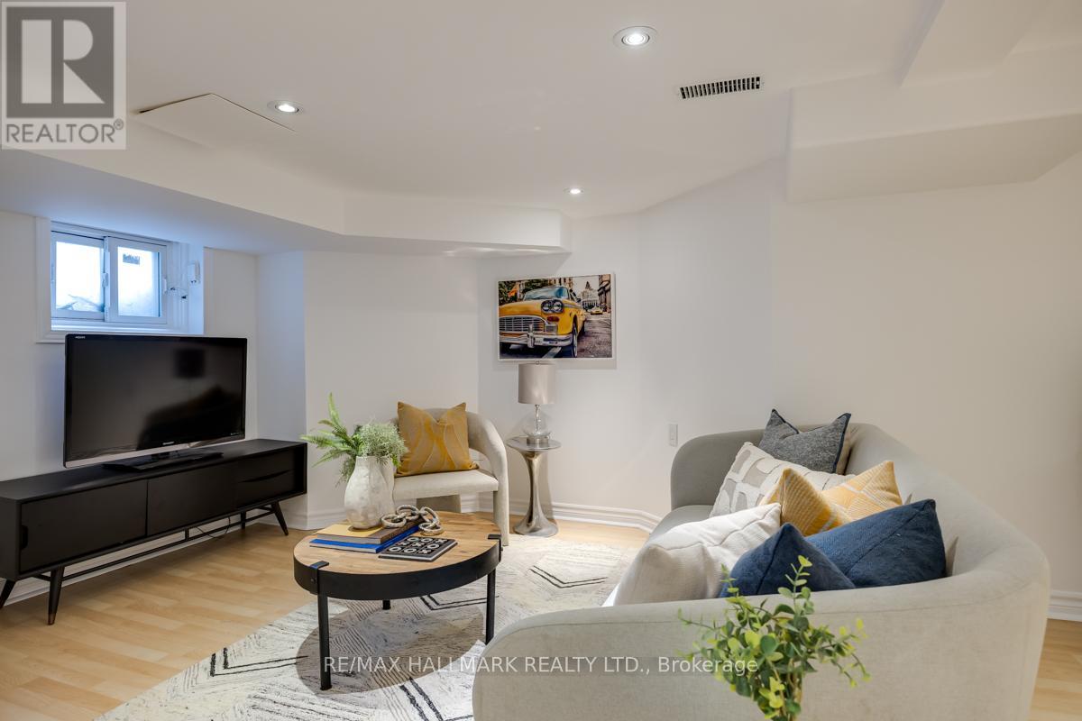 167 Welland Avenue, Toronto, Ontario  M4T 2J6 - Photo 22 - C13020868