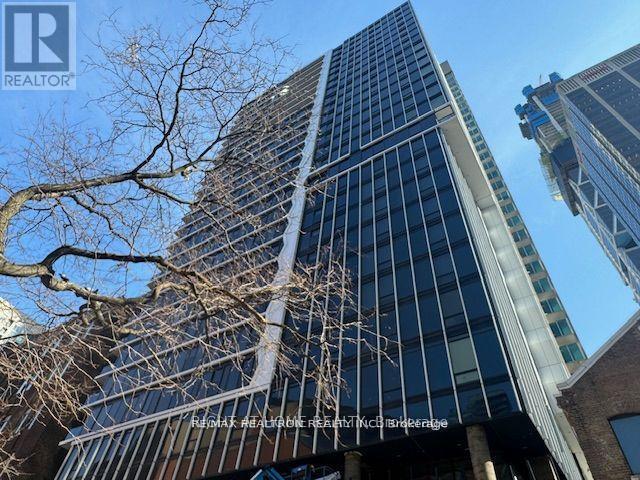 709 - 771 YONGE STREET, Toronto, Ontario