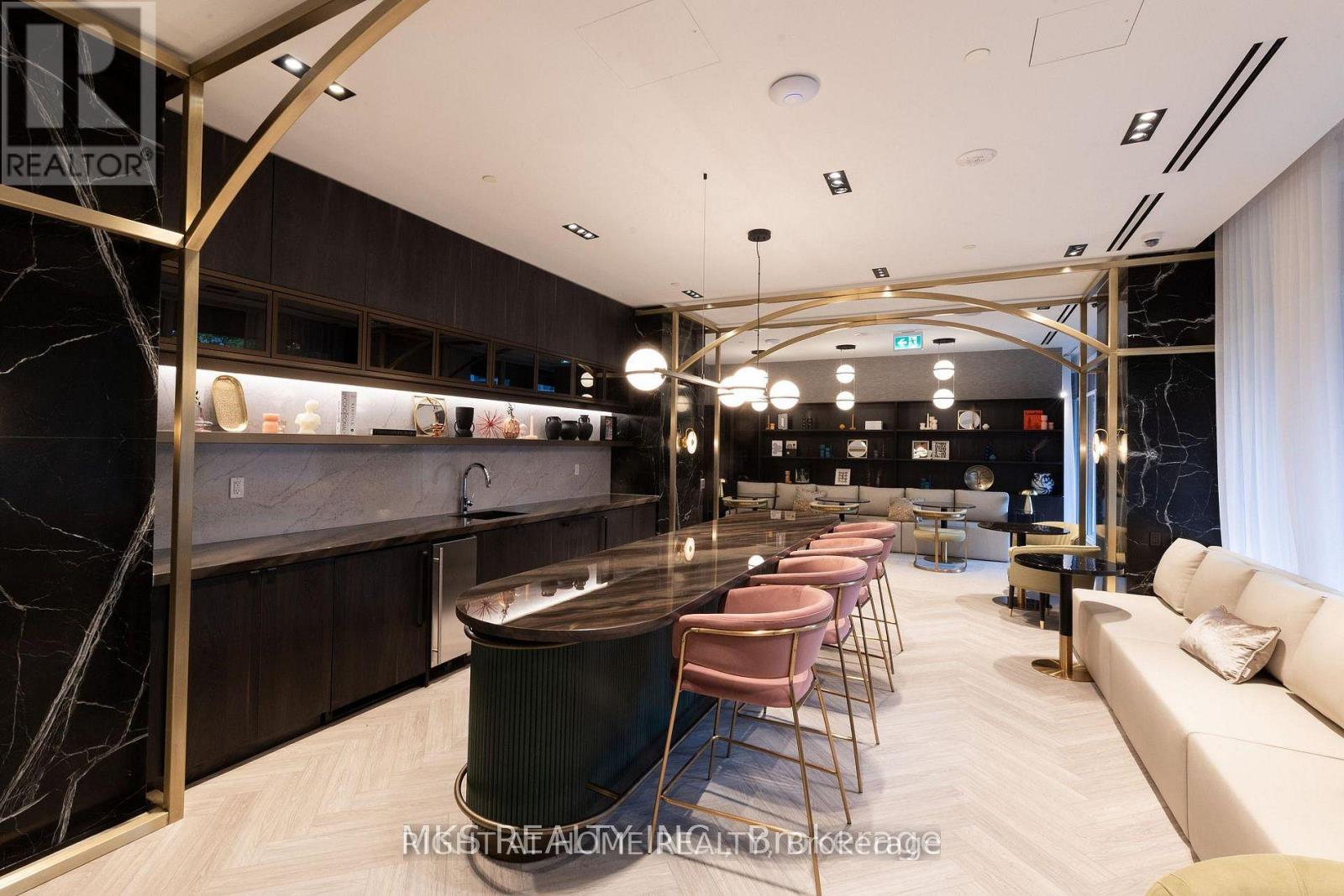 709 - 771 Yonge Street, Toronto, Ontario  M4W 2G4 - Photo 12 - C13020896