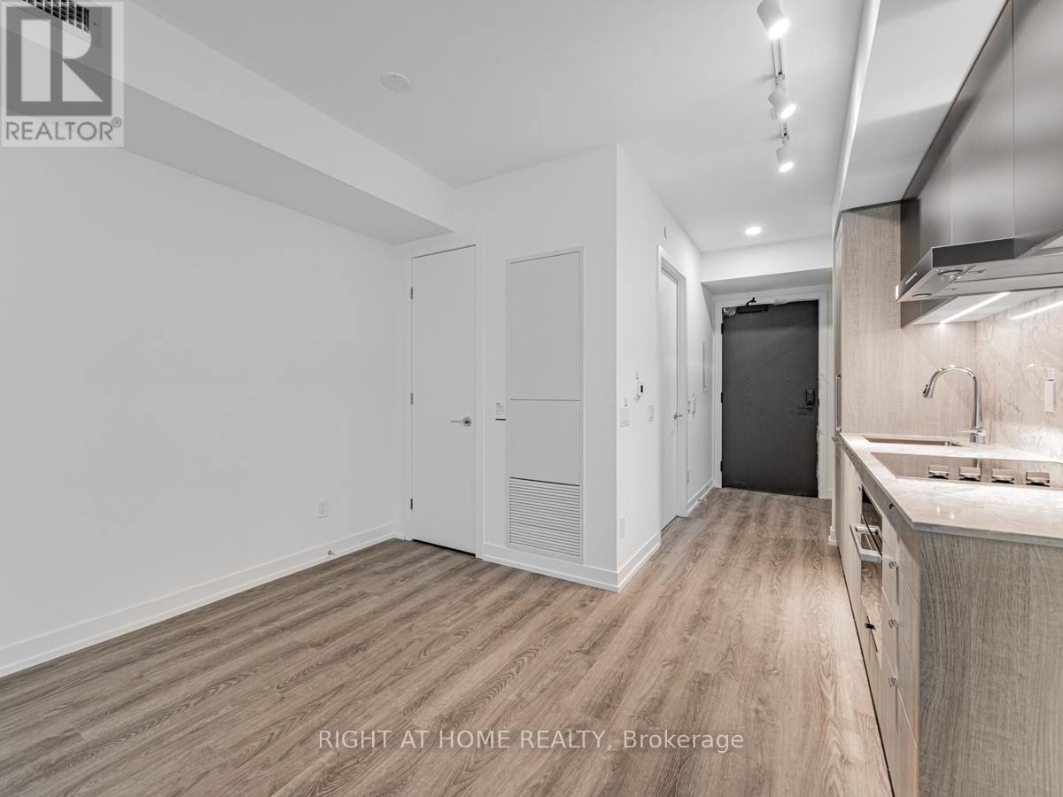 709 - 771 Yonge Street, Toronto, Ontario  M4W 2G4 - Photo 5 - C13020896