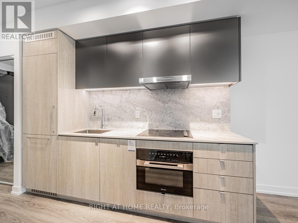 709 - 771 Yonge Street, Toronto, Ontario  M4W 2G4 - Photo 7 - C13020896