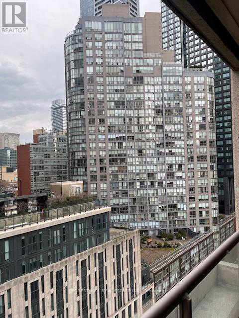 1205 - 925 Bay Street, Toronto, Ontario  M4S 3L4 - Photo 23 - C13020904