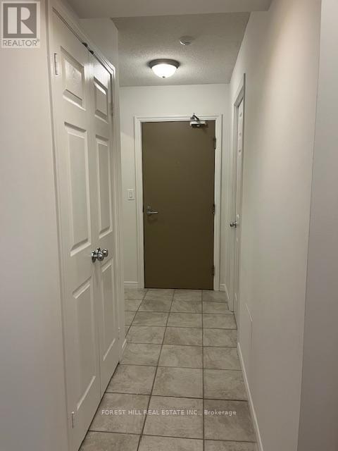 1205 - 925 Bay Street, Toronto, Ontario  M4S 3L4 - Photo 4 - C13020904