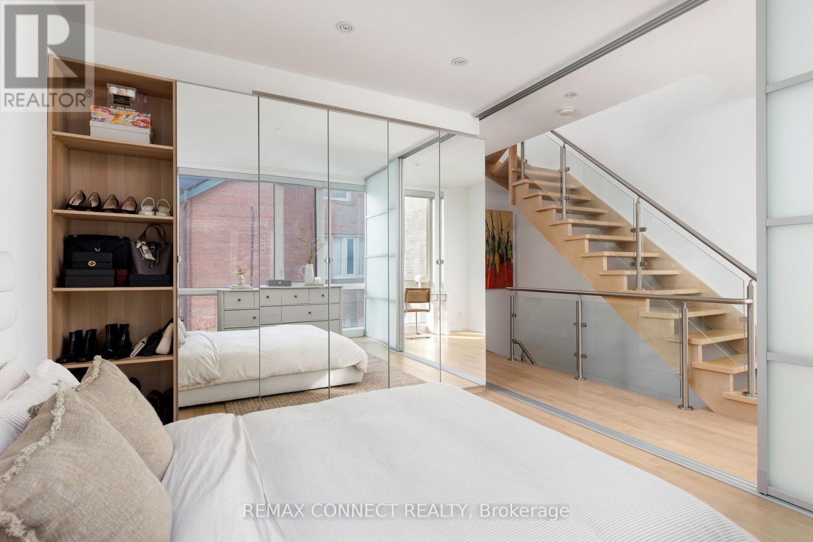 Th3 - 126 Spadina Road, Toronto, Ontario  M5R 2T8 - Photo 19 - C13020950