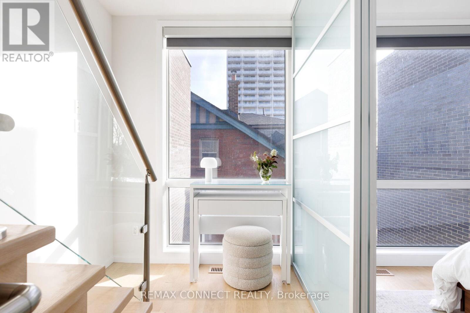 Th3 - 126 Spadina Road, Toronto, Ontario  M5R 2T8 - Photo 28 - C13020950