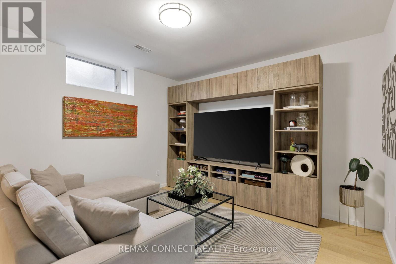 Th3 - 126 Spadina Road, Toronto, Ontario  M5R 2T8 - Photo 29 - C13020950