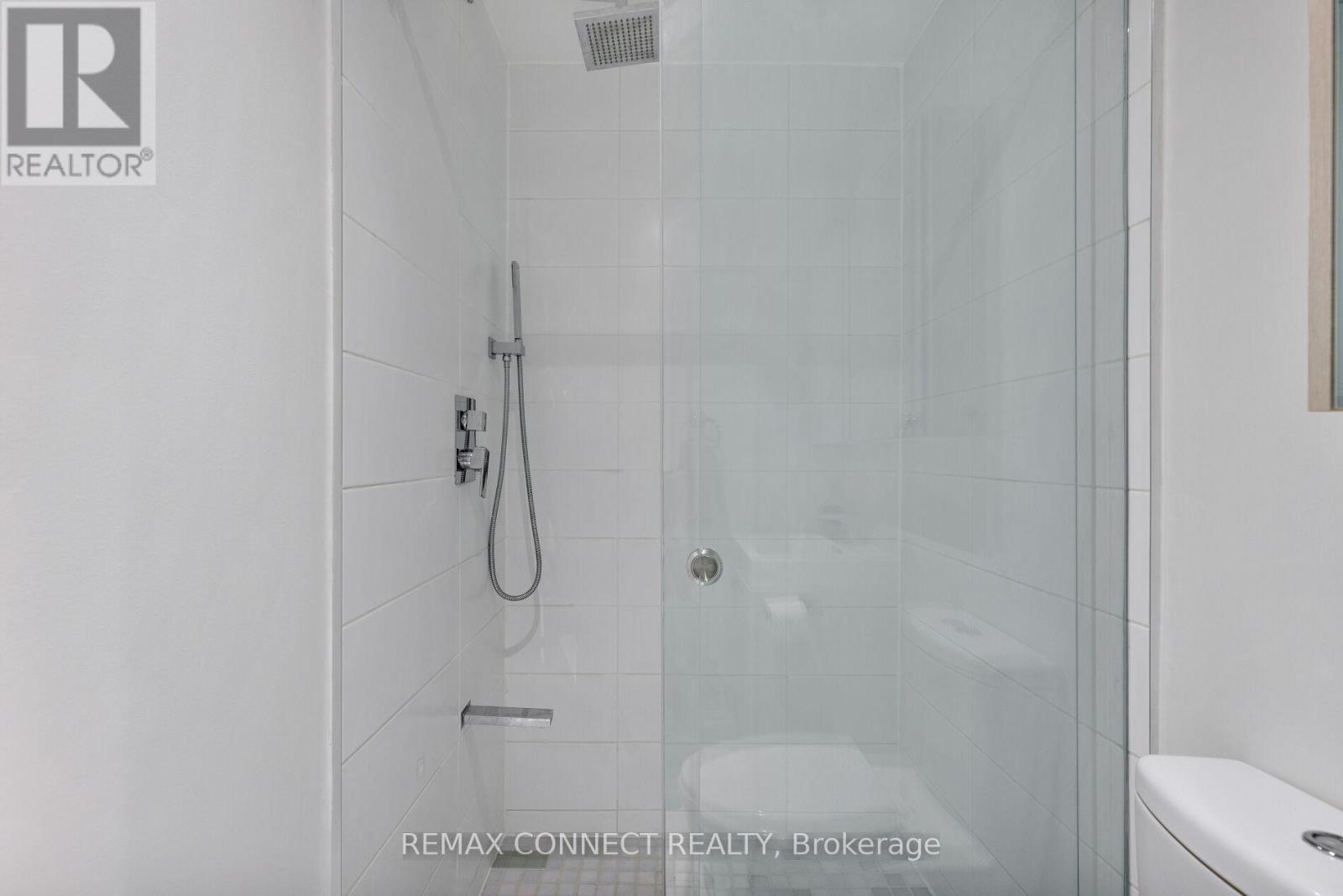 Th3 - 126 Spadina Road, Toronto, Ontario  M5R 2T8 - Photo 33 - C13020950