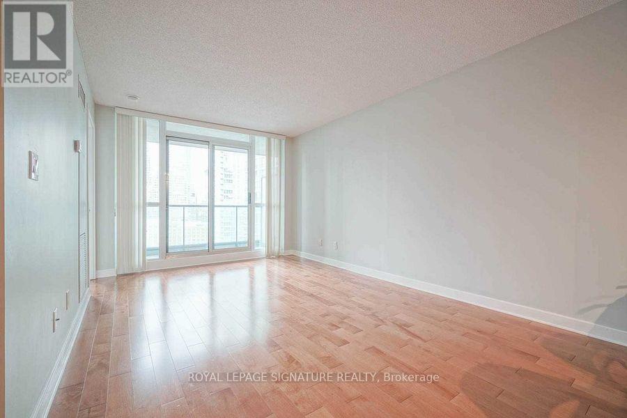 1711 - 12 Yonge Street, Toronto, Ontario  M5E 1Z9 - Photo 2 - C13021004