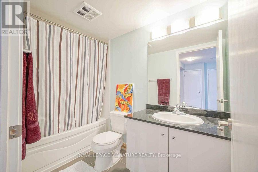 1711 - 12 Yonge Street, Toronto, Ontario  M5E 1Z9 - Photo 8 - C13021004