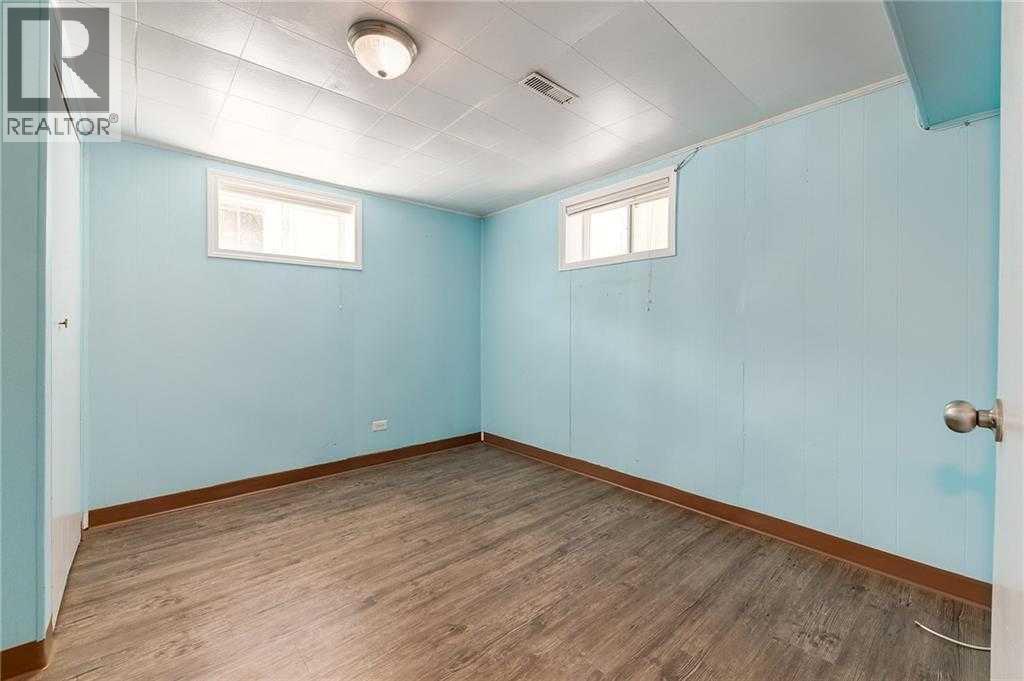 639 18 Avenue NE, Calgary, Alberta  T2E 1N7 - Photo 17 - A2302038