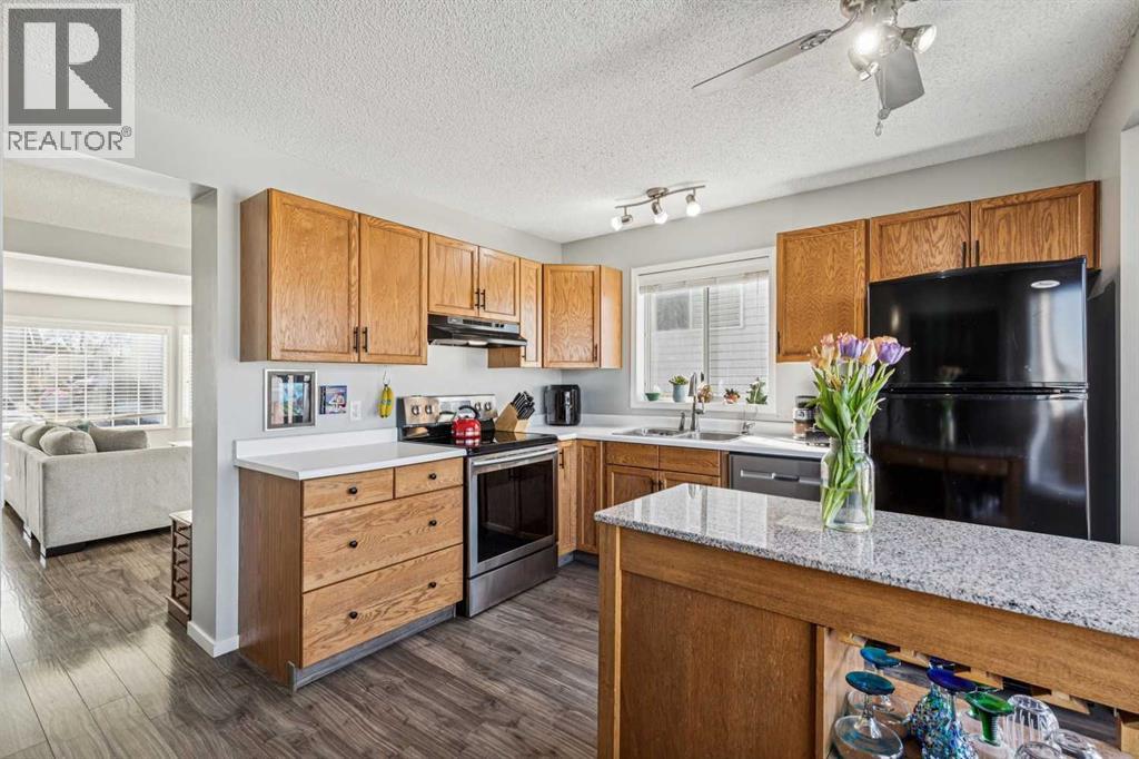 27 Rivercrest Way Se, Calgary, Alberta  T2C 4J8 - Photo 7 - A2303159