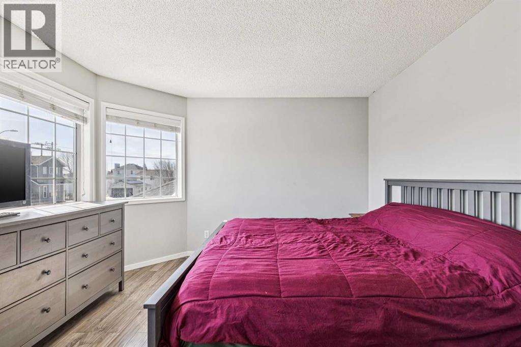 27 Rivercrest Way Se, Calgary, Alberta  T2C 4J8 - Photo 10 - A2303159