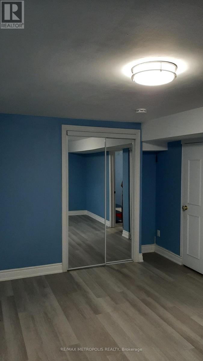 Bsmt - 235 Hupfield Trail, Toronto, Ontario  M1B 4L9 - Photo 2 - E13020938