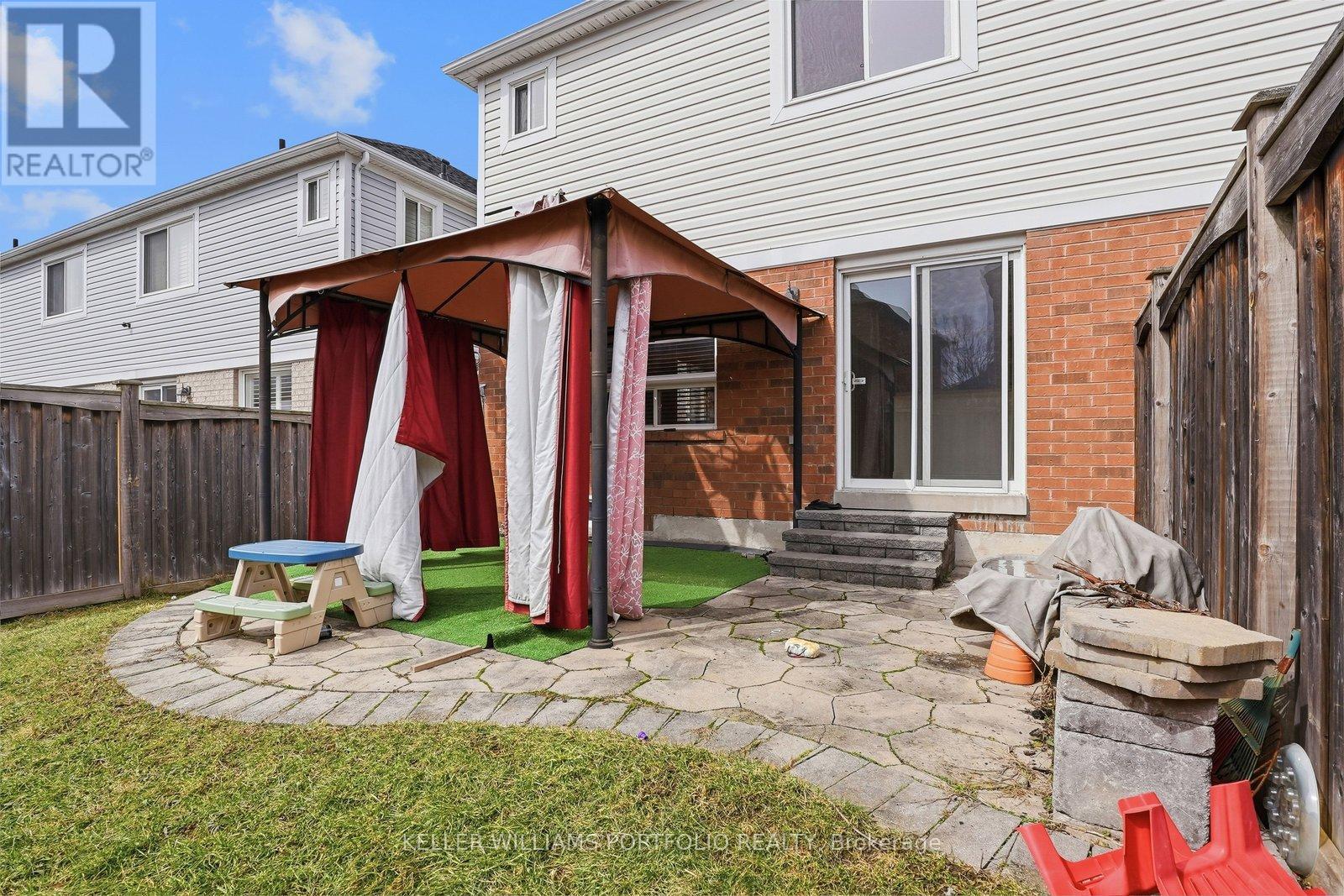 32 Warnford Circle, Ajax, Ontario  L1T 0J6 - Photo 47 - E13020986