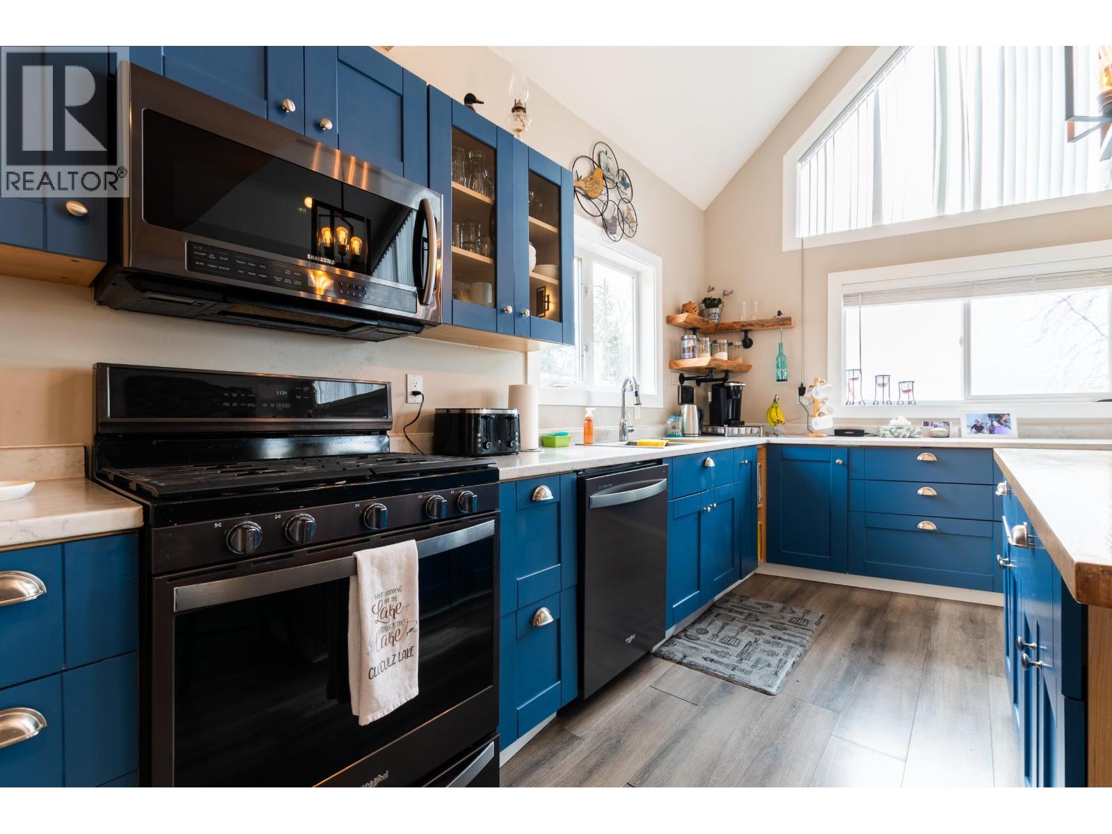 50465 Lakes Road, Cluculz Lake, British Columbia  V0J 3A3 - Photo 13 - R3113382