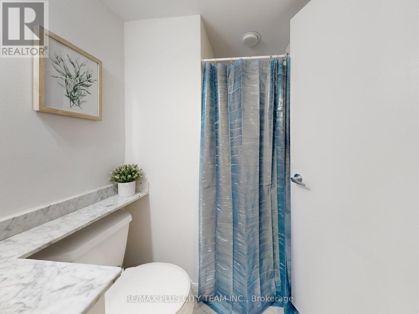 502 - 16 Yonge Street, Toronto, Ontario  M5E 2A1 - Photo 29 - C13020860