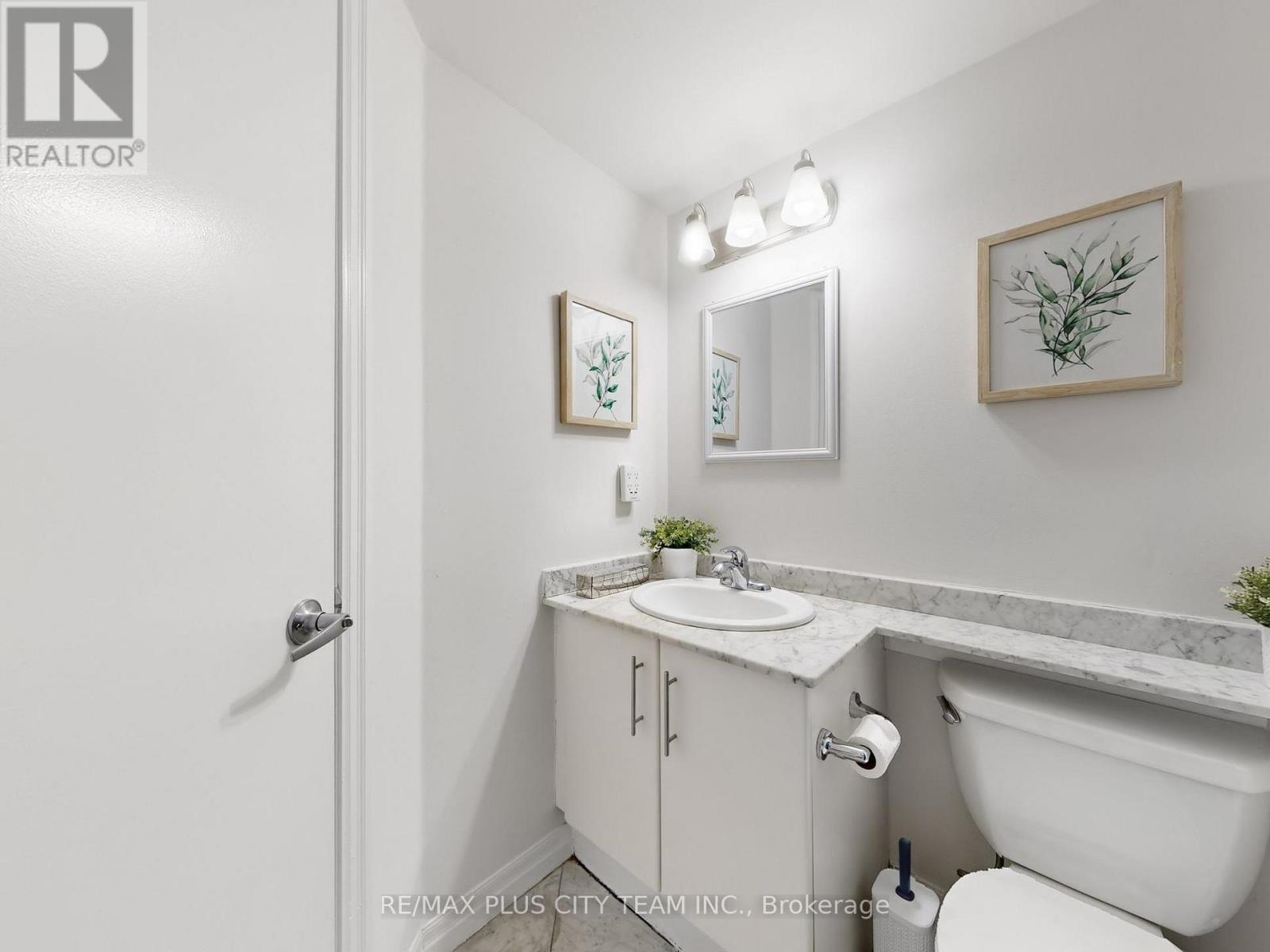 502 - 16 Yonge Street, Toronto, Ontario  M5E 2A1 - Photo 28 - C13020860