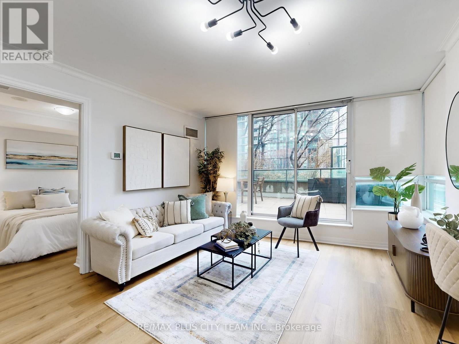 502 - 16 Yonge Street, Toronto, Ontario  M5E 2A1 - Photo 7 - C13020860