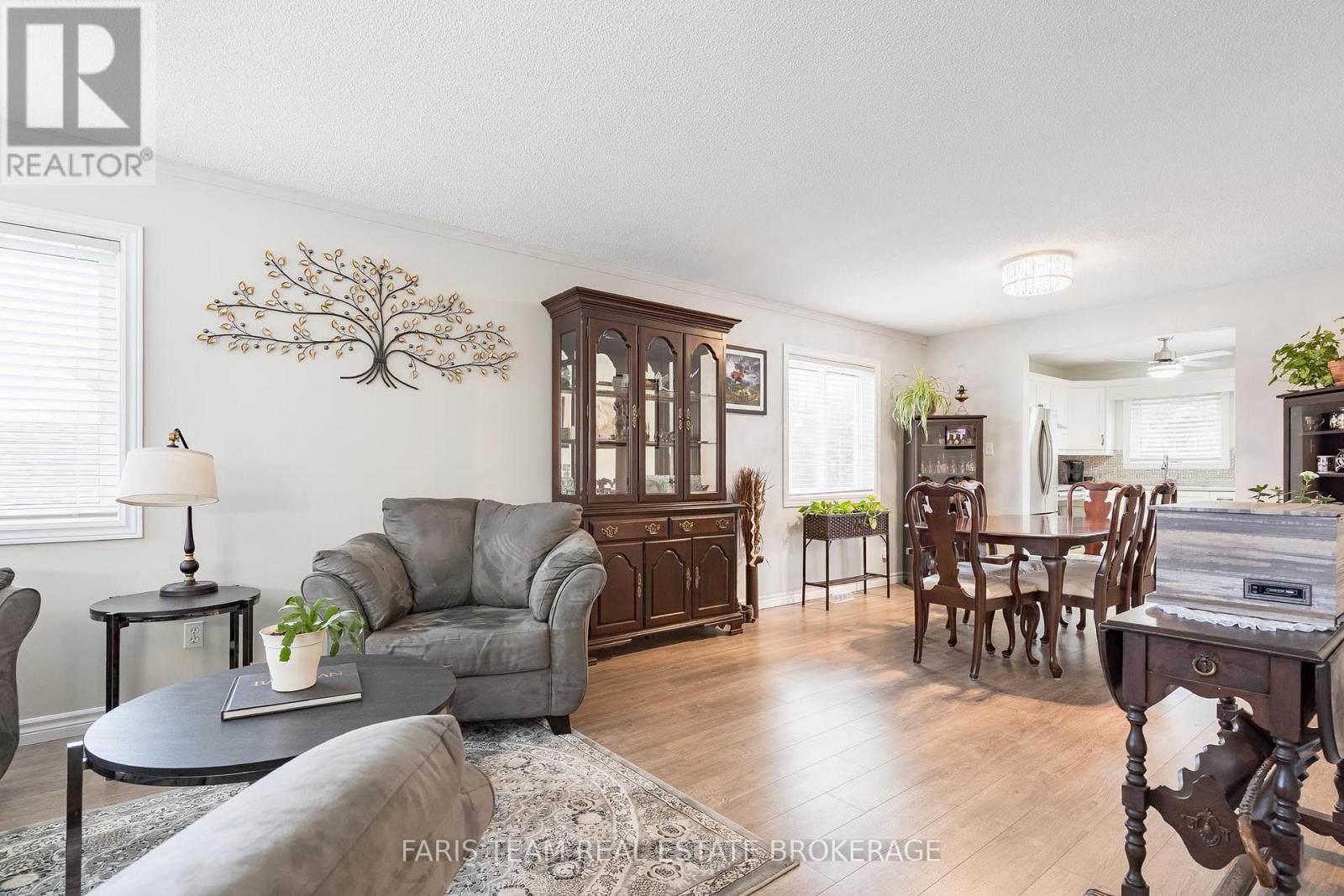 1170 Arnold Street, Innisfil, Ontario  L0L 1W0 - Photo 15 - N12990044