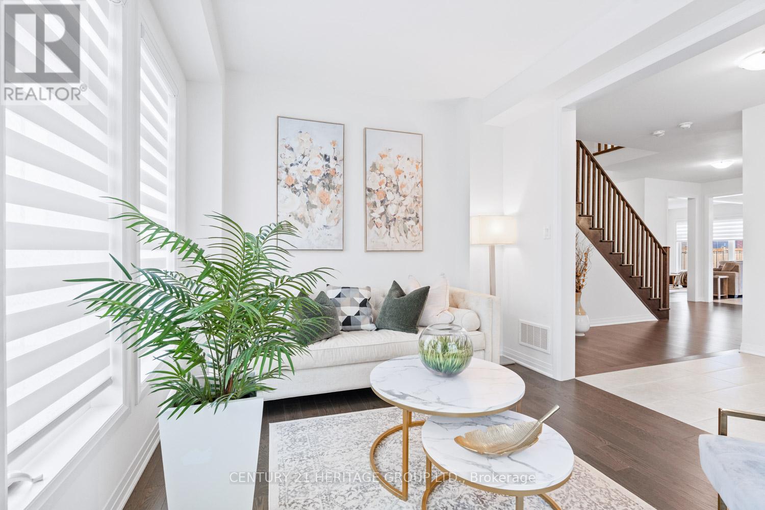 1614 Sharpe Street E, Innisfil, Ontario  L9S 0R1 - Photo 4 - N13020736