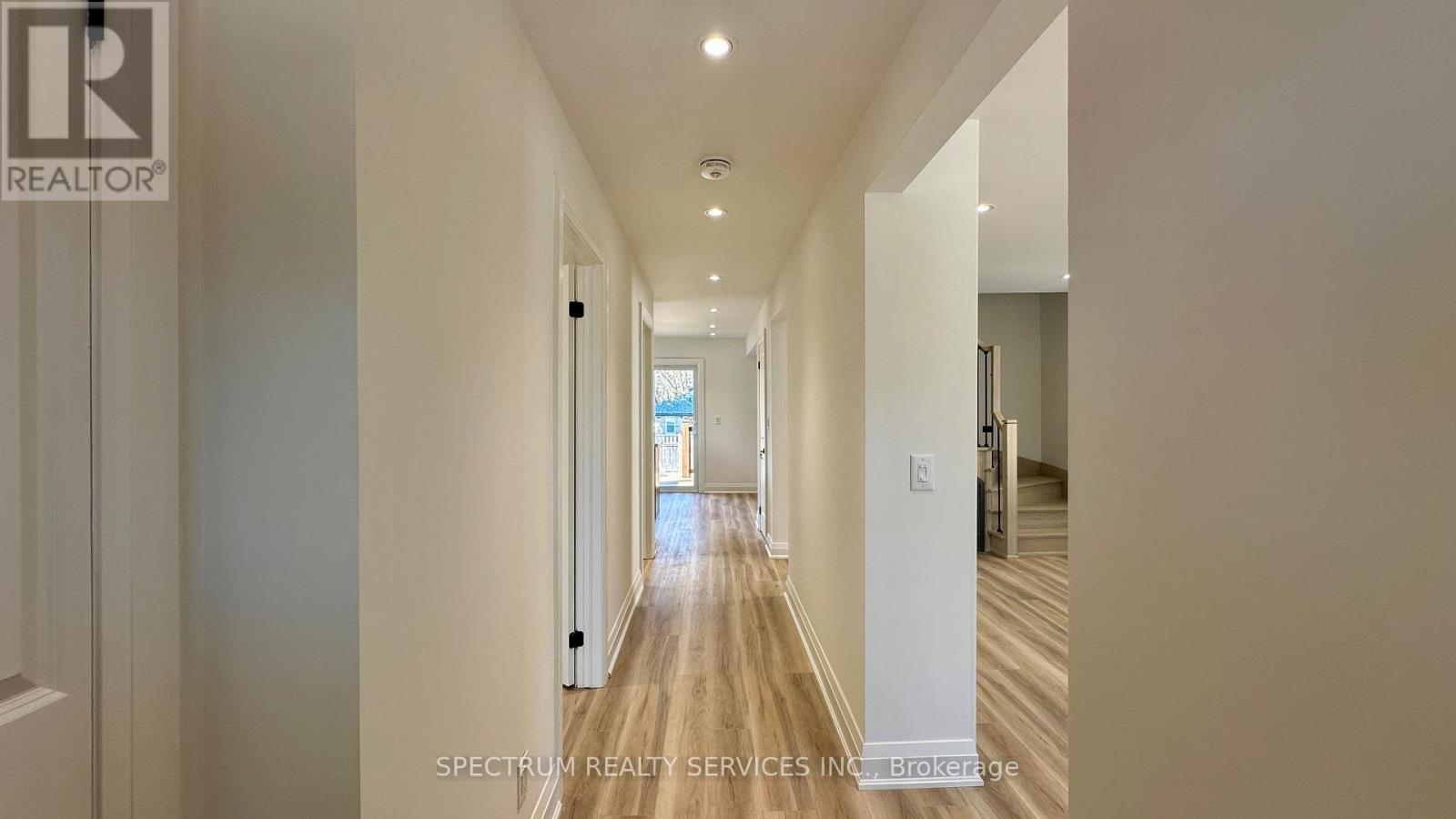 36 Queen Street N, New Tecumseth (Tottenham), Ontario  L0G 1W0 - Photo 2 - N13020756