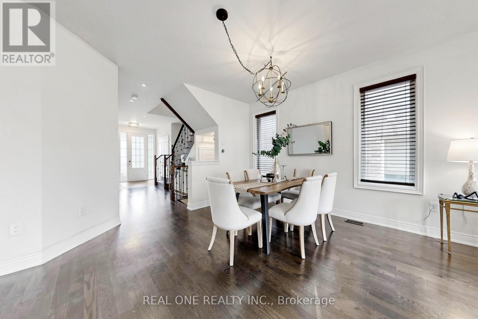 26 Mondial Crescent, East Gwillimbury (Queensville), Ontario  L0G 1R0 - Photo 10 - N13020774